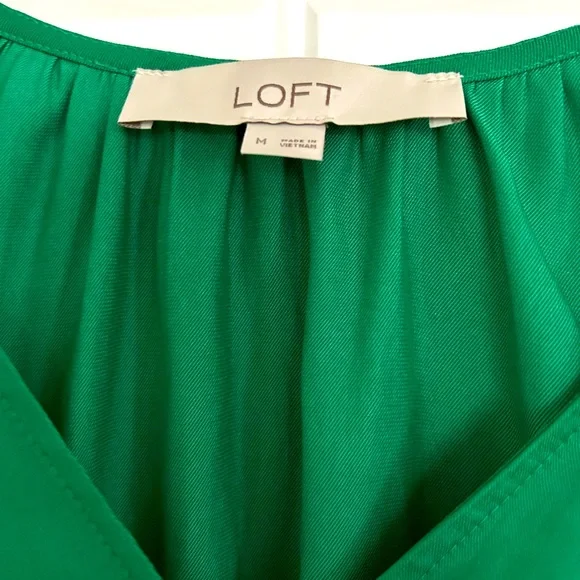 Loft Emerald Glow Shirred Raglan Long Sleeve V-neck Blouse - Picture 9 of 14